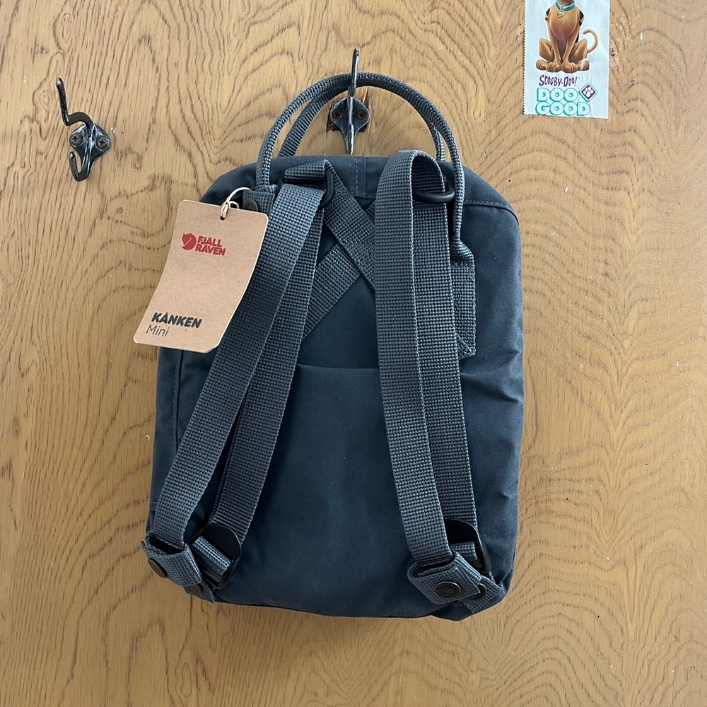 Kånken Mini Graphite Backpack - Picture 5 of 9
